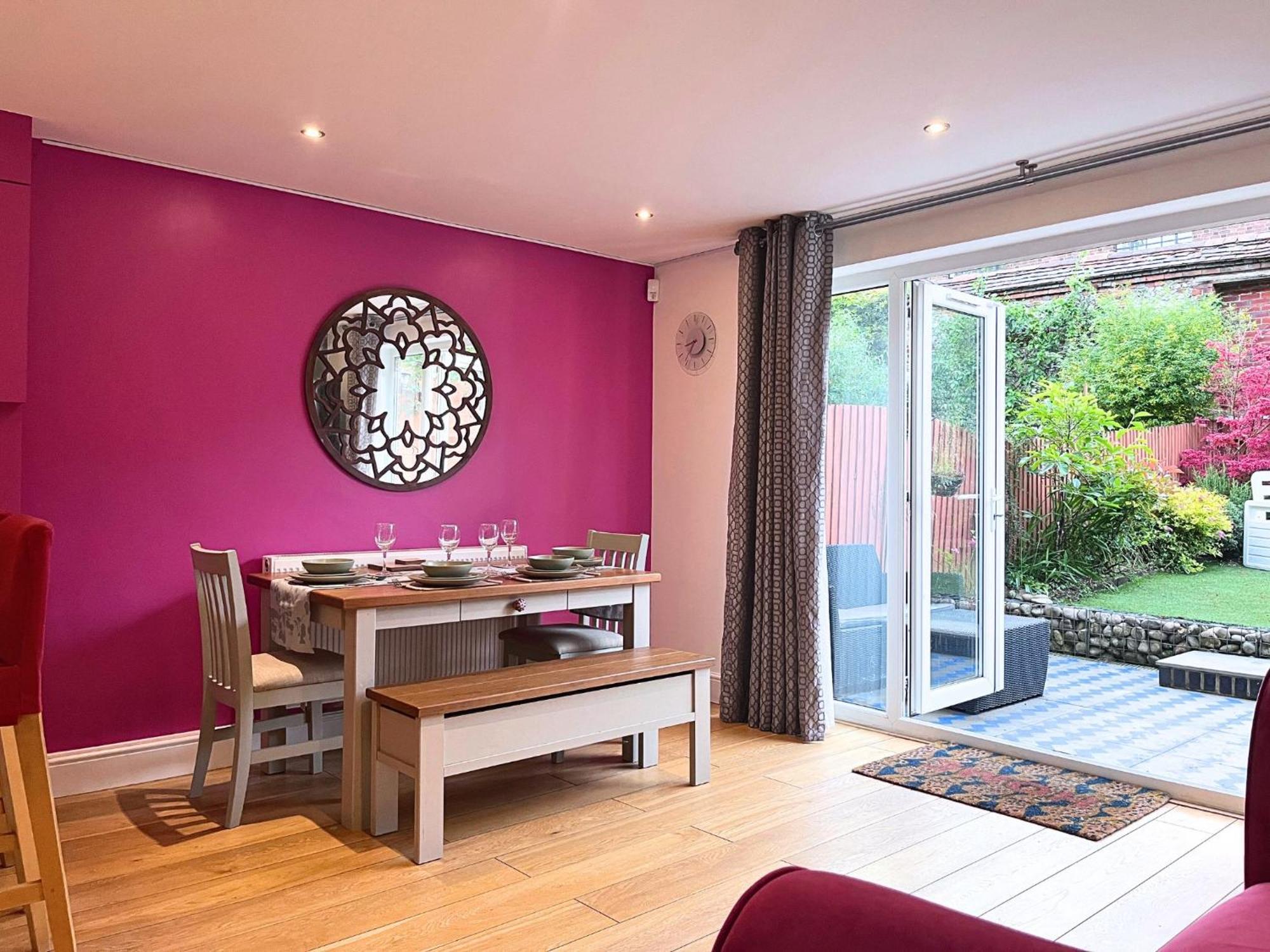 Jekyll'S On Hyde - Spacious Town House - Central Winchester - Free Parking, Sleeps 5 - By Xplus Stays Exteriér fotografie